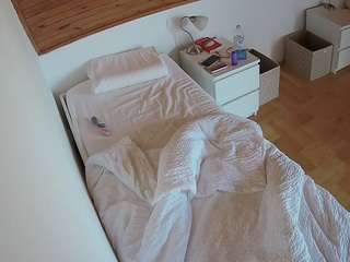 Julmodels Bedroom-B1